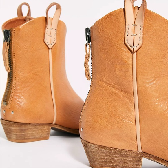 We the Free Wesley Ankle Boot - Picture 3 of 9